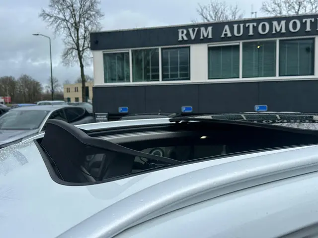 MG EHS 1.5 TGDI Luxury 2023 Hybride Benzine 31