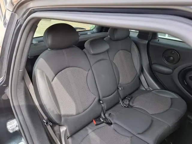 MINI Countryman Mini 1.6 Cooper S Chili JCW 2016 Benzine 20
