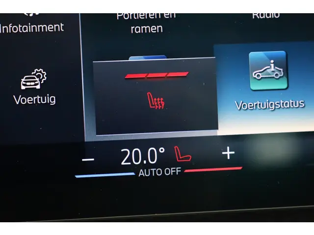 BMW 3 Serie Touring 330e 2025 Hybride Benzine 18