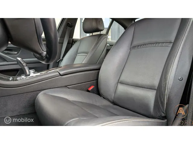 BMW 5 Serie 520i Luxury Line 2014 Benzine 27