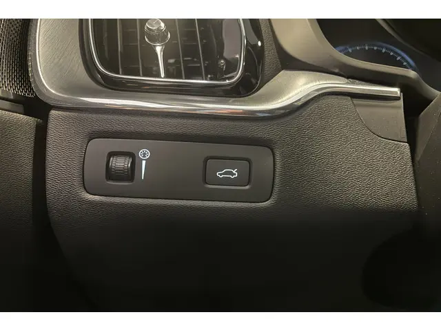 Volvo XC60 T5 Momentum Business 2019 Benzine 36