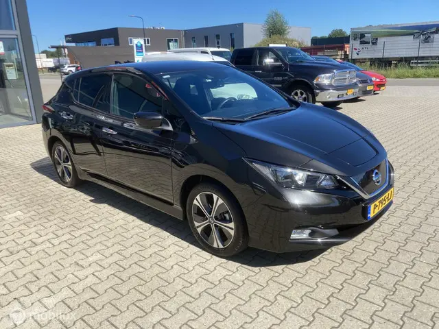 Nissan Leaf 2
