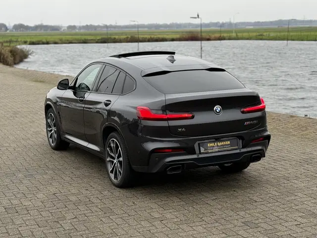 BMW X4 M40i High Executive 2021 Benzine 18