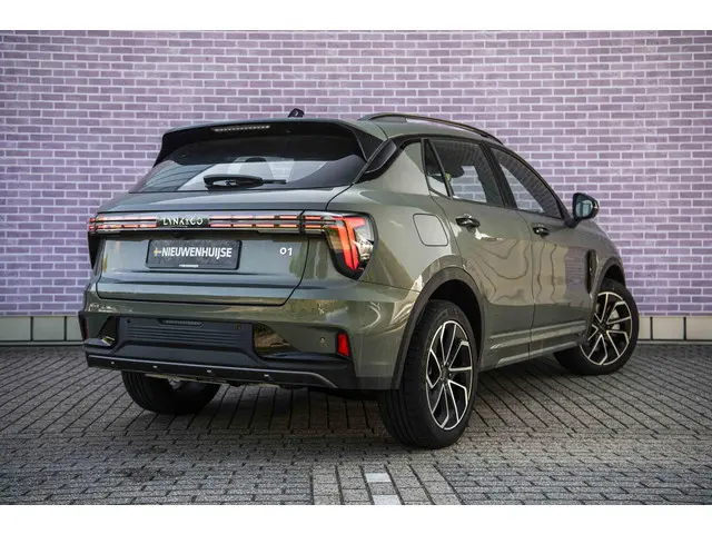 Lynk & Co 01 1.5 Core 2026 Hybride Benzine 2