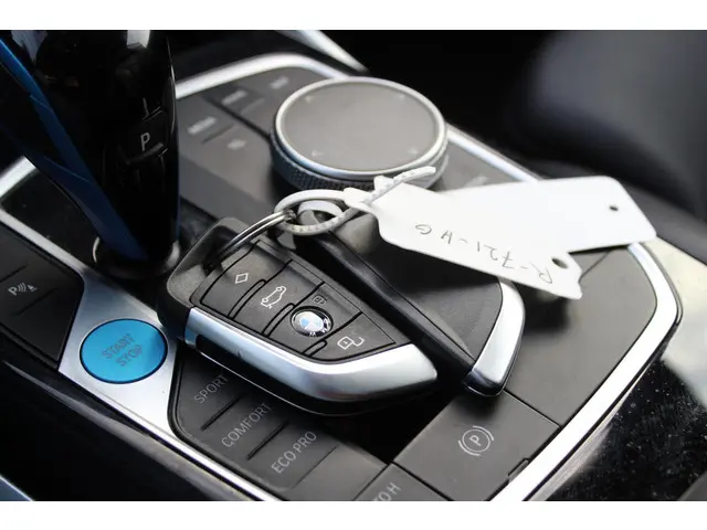 BMW i4 eDrive40 High Executive 84 kWh 2022 Elektrisch 51