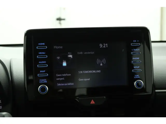 Toyota Yaris 1.5 Hybrid Active 2023 Hybride Benzine 57