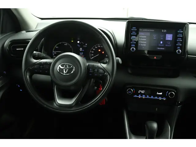 Toyota Yaris 1.5 Hybrid Active 2023 Hybride Benzine 67