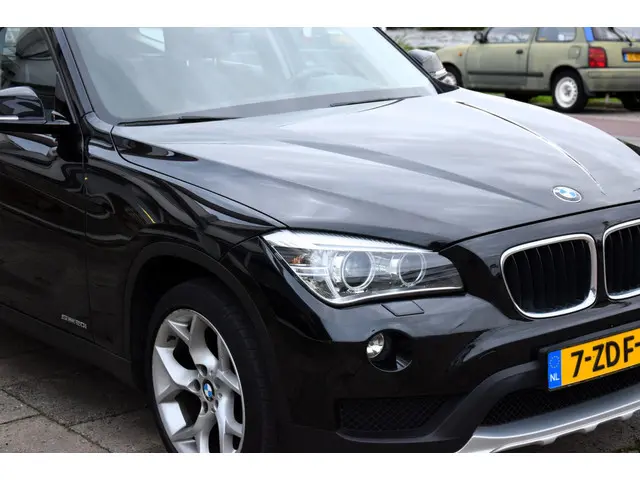 BMW X1 SDrive20i Executive 2014 Benzine 29