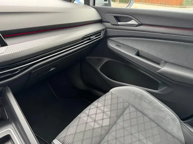 Volkswagen Golf 1.5 eTSI R-Line 2022 Benzine 15