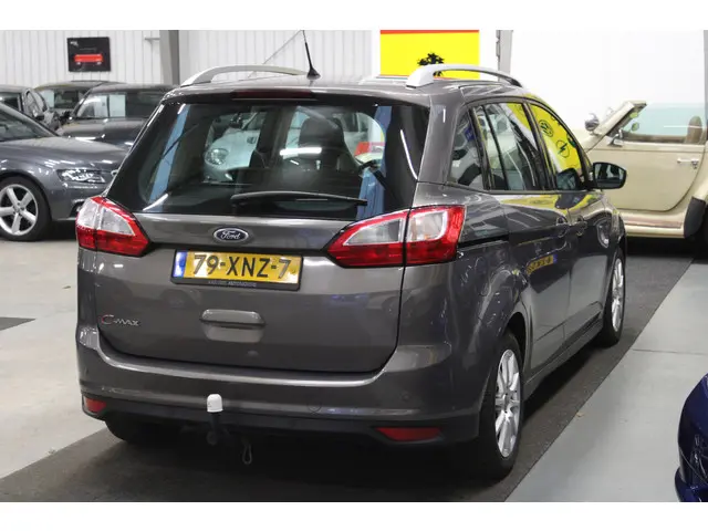 Ford Grand C-Max 1.6 Trend 2012 Benzine 4