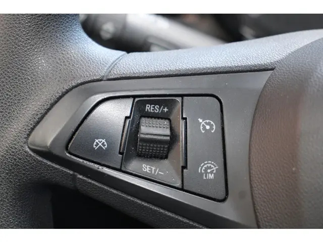 Opel KARL 1.0 ecoFLEX Edition 2018 Benzine 18