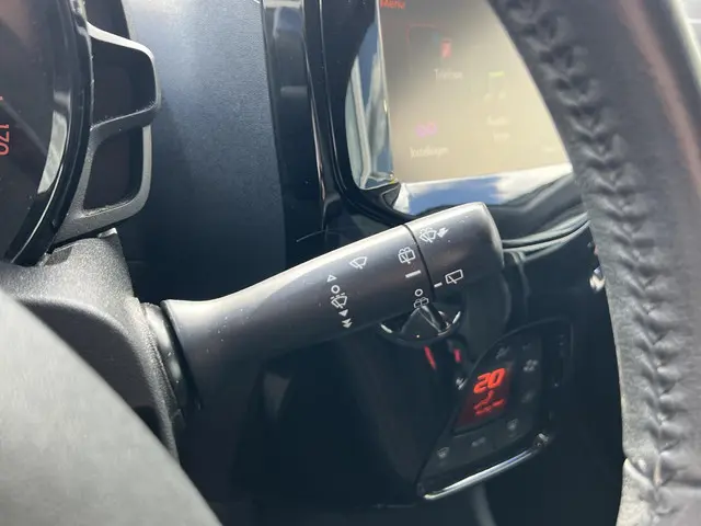 Peugeot 108 1.0 e-VTi Première 2015 Benzine 14