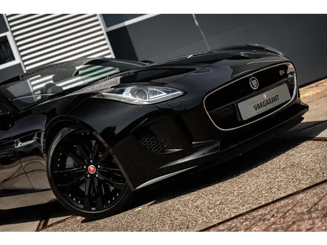 Jaguar F-Type 3.0 V6 S Convertible 2013 Benzine 26