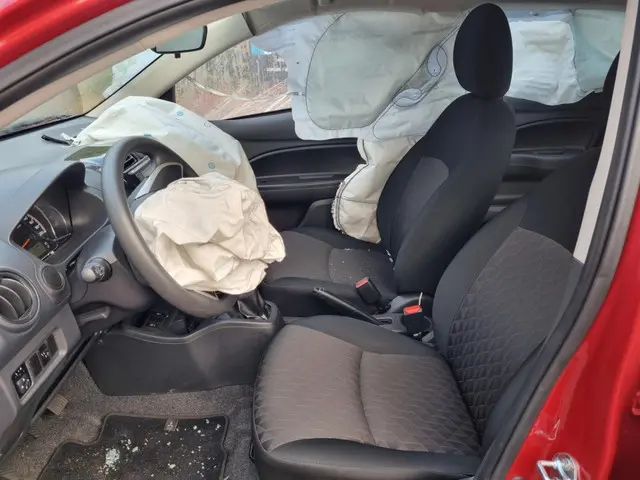 Mitsubishi Space Star 1.2 Connect+ 2025 Benzine 14