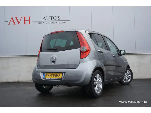 Opel Agila 1.2 Edition Automaat 2012 Benzine 3