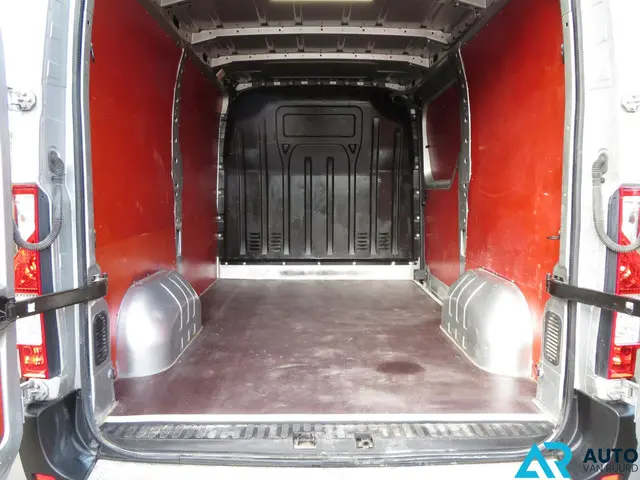 Renault Master bestel T33 2.3 dCi L1H1 2019 Diesel 4
