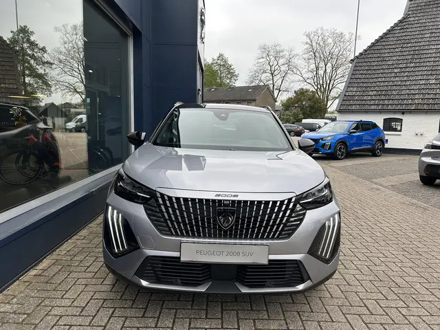 Peugeot 2008 1.2 Turbo 130 PK GT 2024 Benzine 5