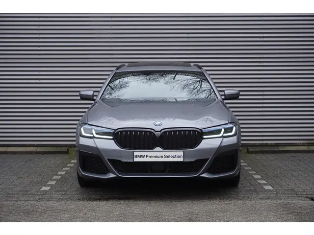 BMW 5 Serie Touring 530e xDrive 2023 Hybride Benzine 2