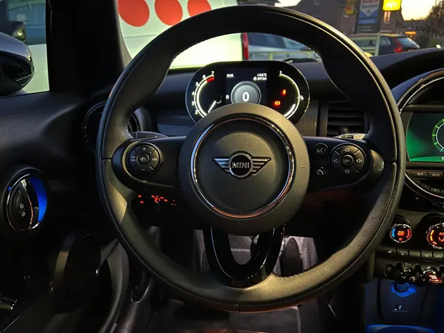 MINI Cooper Mini 1.5 Business Edition 2021 Benzine 9