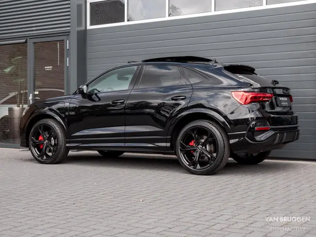 Audi Q3 Sportback 45 TFSI e S-Line 2022 Hybride Benzine 14