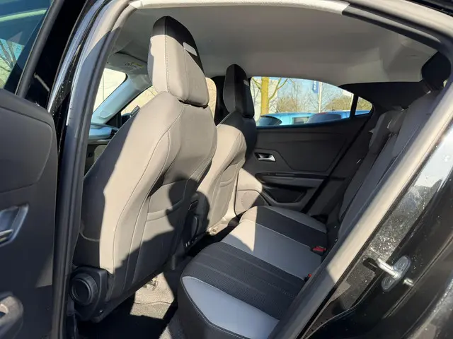 Opel Mokka 1.2 Turbo Level 5 2023 Benzine 11