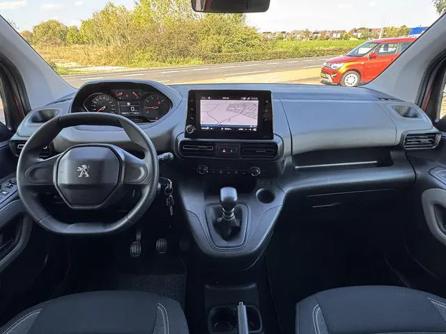 Peugeot Rifter 1.2 Puretech Active 2020 Benzine 3