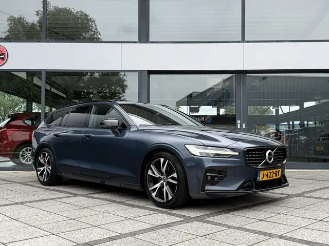 Volvo V60 2