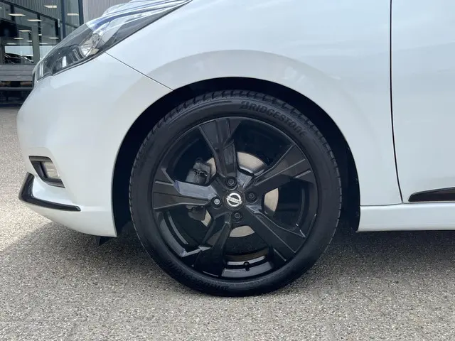 Nissan Micra 0.9 IG-T Tekna 2017 Benzine 46