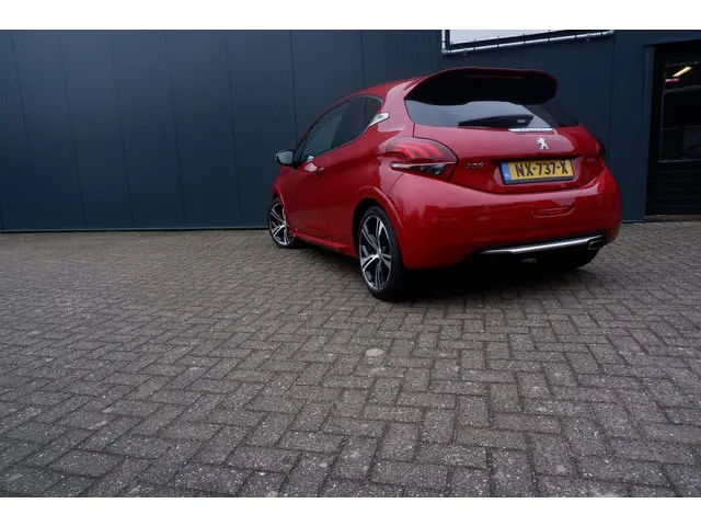 Peugeot 208 1.6 e-THP GTi 2017 Benzine 26