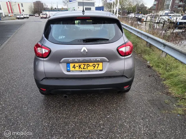 Renault Captur 1.2 TCe Expression AUTOMAAT 2013 Benzine 3