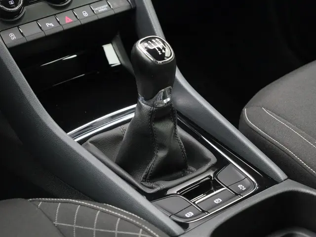 Škoda Karoq 1.5TSI/150PK ACT Clever Edition 2018 Benzine 36