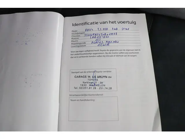 Toyota RAV4 2.5 Hybrid Style 2016 Hybride Benzine 46