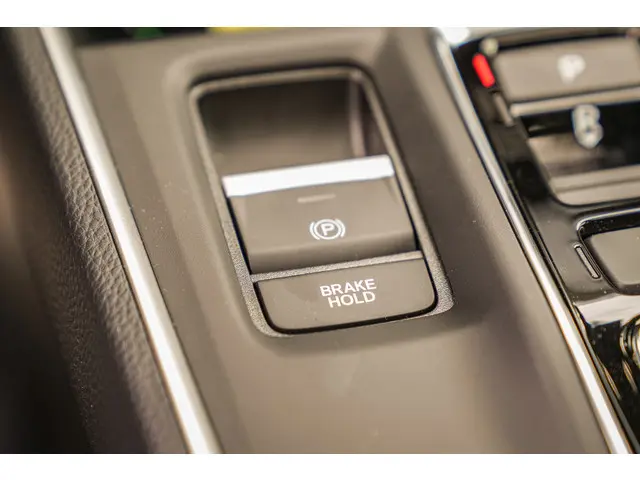 Honda CR-V 2.0i e:PHEV ADVANCE TECH 2025 Hybride Benzine 58