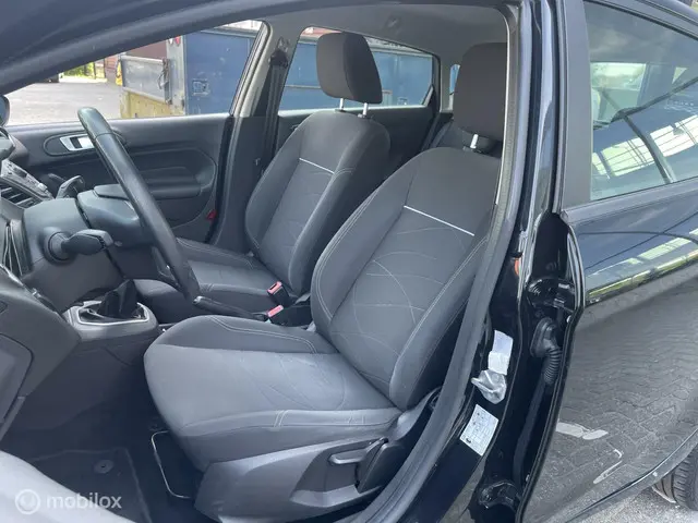Ford Fiesta 1.0 Style 2014 Benzine 6