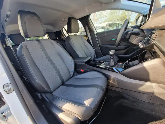 Peugeot 208 1.2T 100pk Allure Pack 2023 Benzine 5