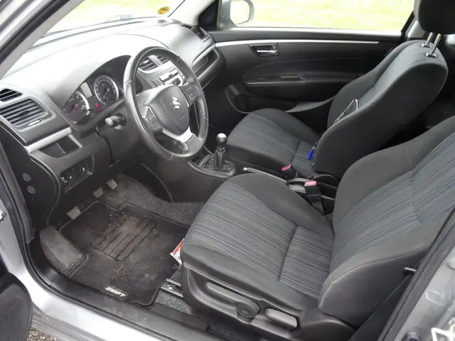 Suzuki Swift 1.2 Comfort EASSS 2017 Benzine 10