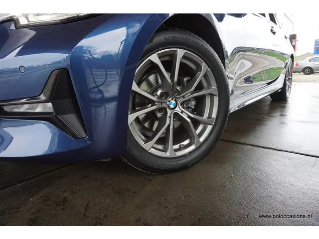 BMW 3 Serie 318i 2021 Benzine 27