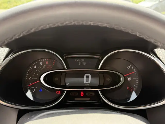 Renault Clio 0.9 TCe Limited 2018 Benzine 13