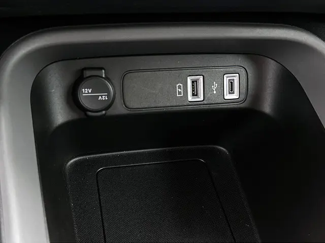 Jeep Avenger 1.2 Longitude 2024 Benzine 25