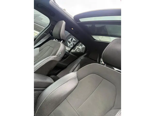 Volvo XC40 Recharge P8 AWD R-Design 2020 Elektrisch 4