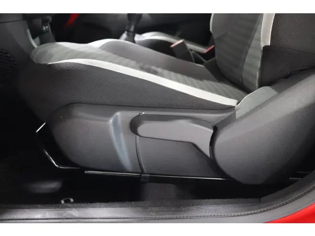 Toyota Aygo 1.0 VVT-i x-play 2020 Benzine 20