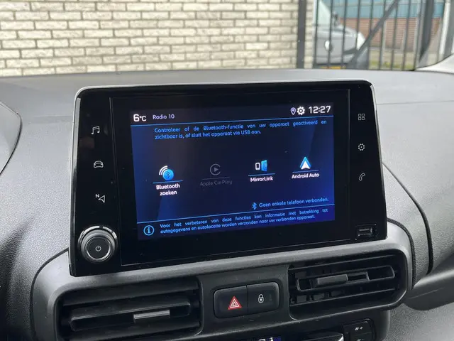 Peugeot Partner bestel 1.5 BlueHDI Asphalt 2023 Diesel 16