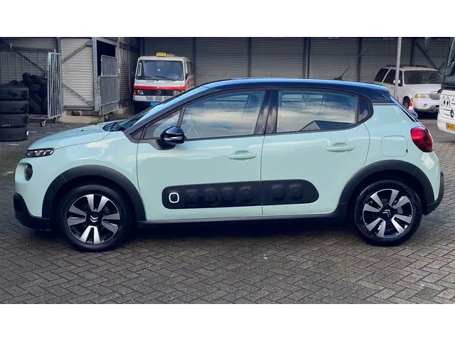 Citroën C3 1.2 PureTech Shine 2017 Benzine 4