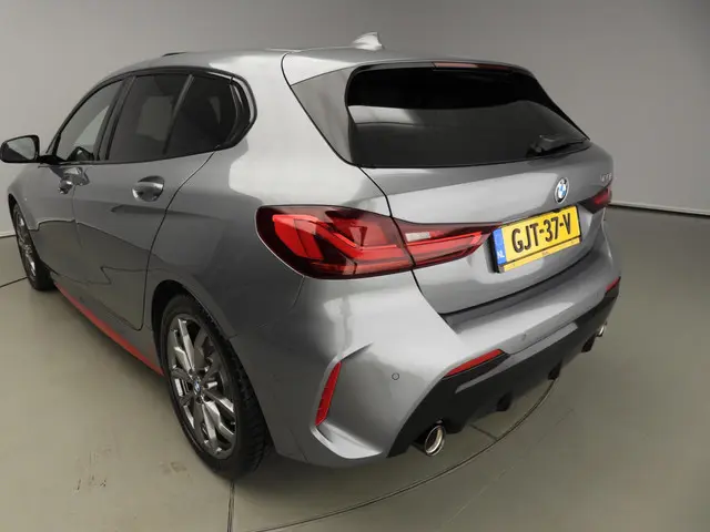 BMW 1 Serie 5-deurs 128ti 2024 Benzine 36