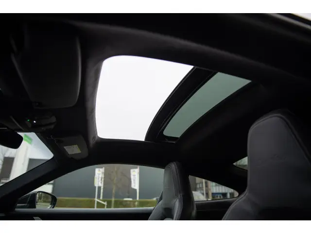 Porsche 911 3.8 Turbo 2021 Benzine 15