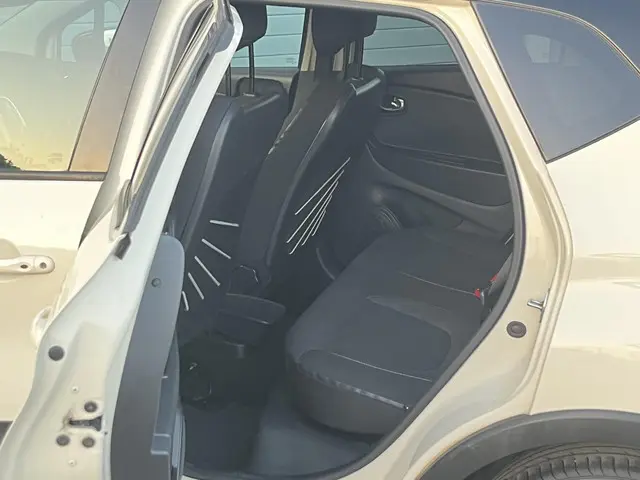 Renault Captur 0.9 TCe Dynamique 2015 Benzine 11