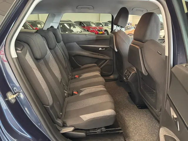 Peugeot 5008 1.2 PureTech Allure 2019 Benzine 15