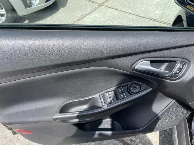 Ford Focus Wagon 1.5 TDCI Trend Edition 2015 Diesel 8