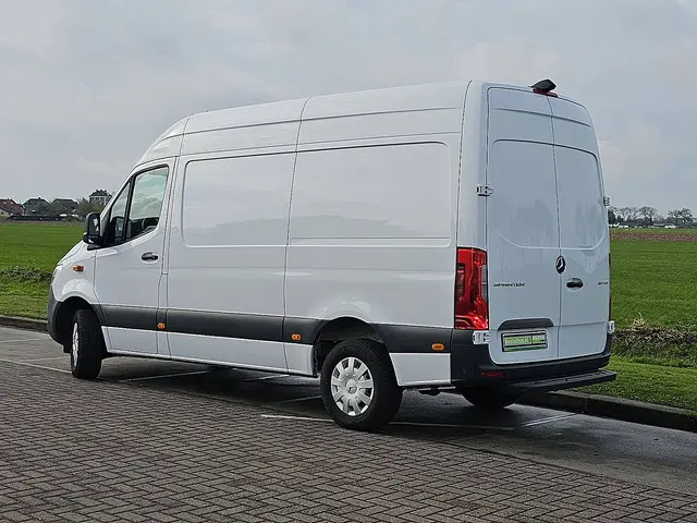 Mercedes-Benz Sprinter 317 2023 Diesel 6