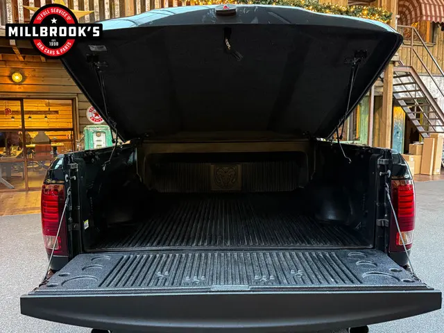 Dodge Ram 1500 Sport 5.7 V8 2018 LPG/Gas